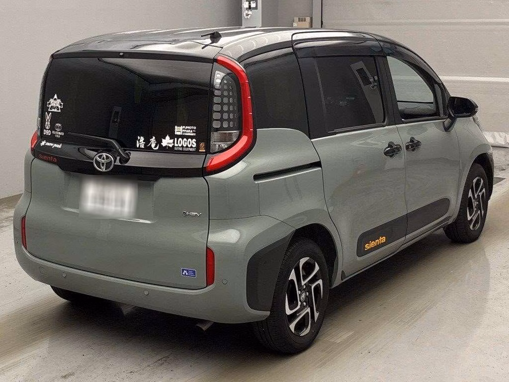TOYOTA SIENTA