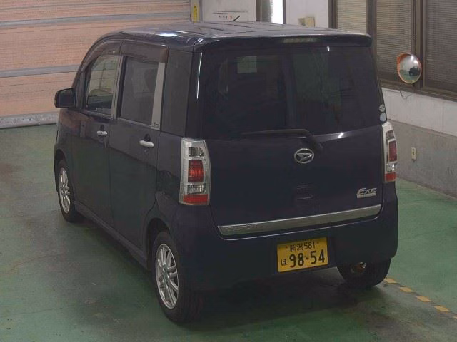 DAIHATSU TANTO EXE