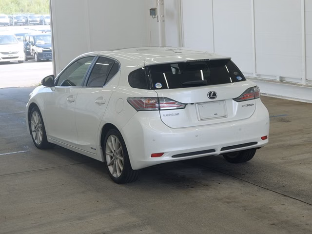 LEXUS CT200H