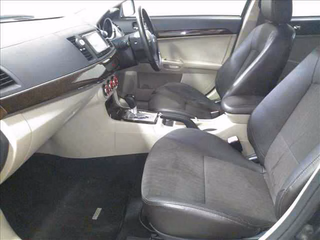 MITSUBISHI GALANT FORTIS