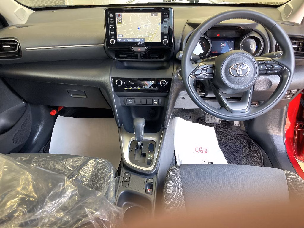 TOYOTA YARIS CROSS