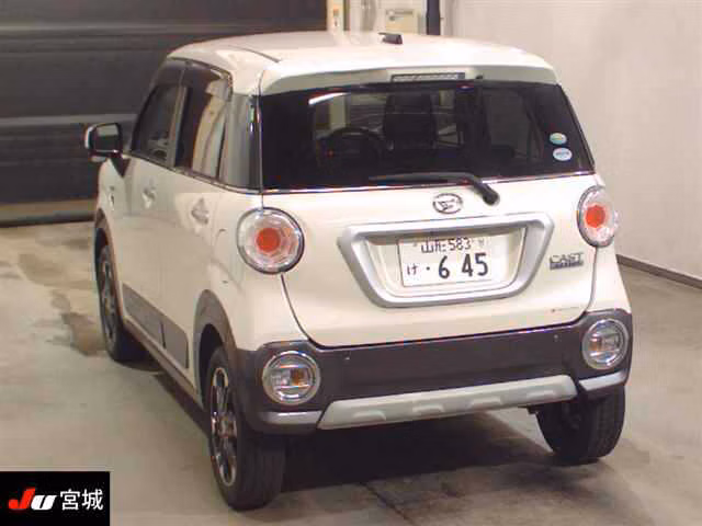 DAIHATSU CAST