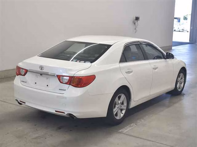 TOYOTA MARK X