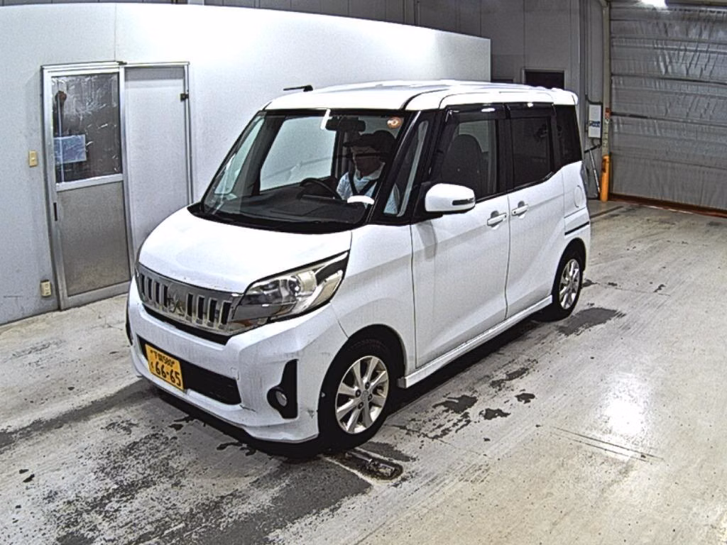 MITSUBISHI EK SPACE