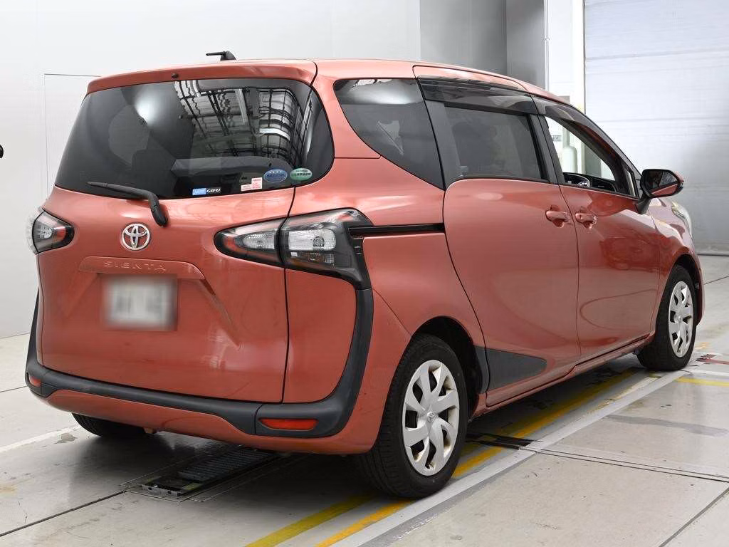 TOYOTA SIENTA