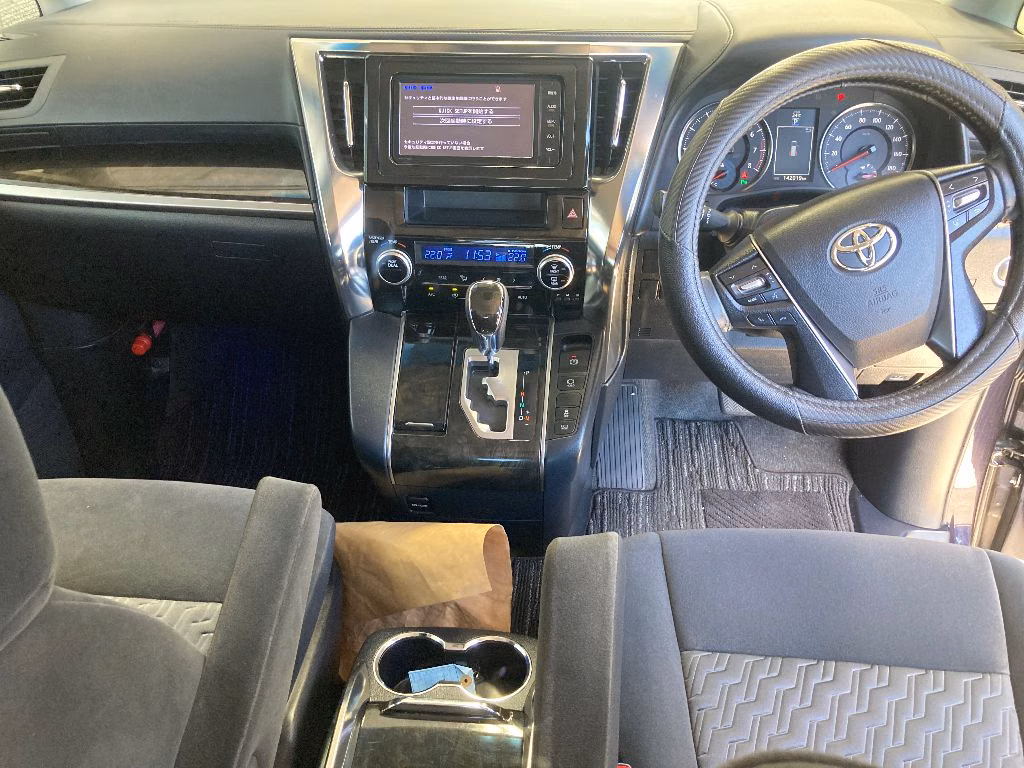 TOYOTA VELLFIRE