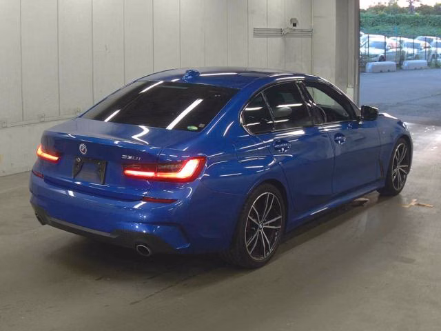BMW 3-SERIES