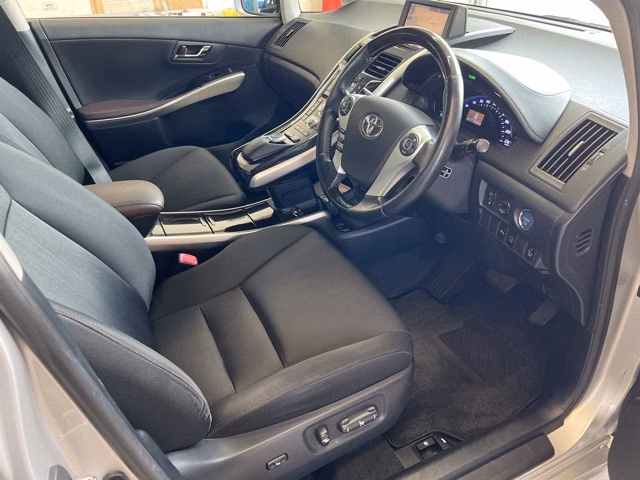 TOYOTA SAI