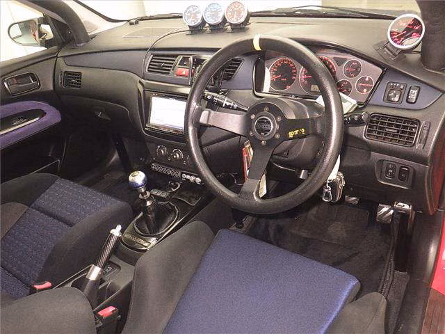 MITSUBISHI LANCER EVOLUTION