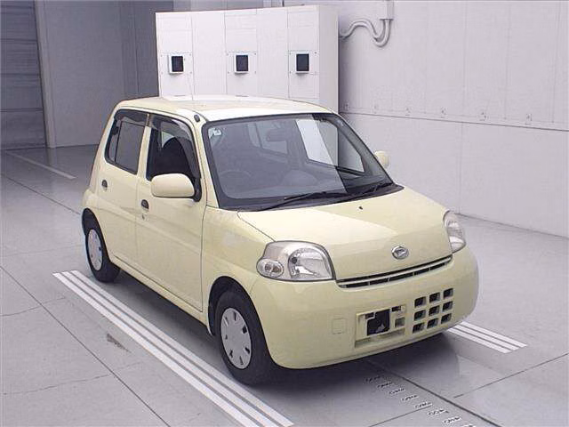 DAIHATSU ESSE