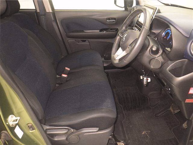 MITSUBISHI EK X