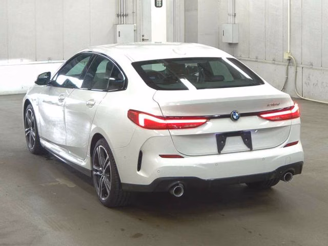 BMW 1-SERIES