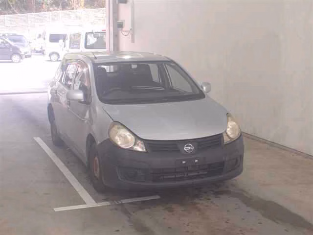 Nissan AD