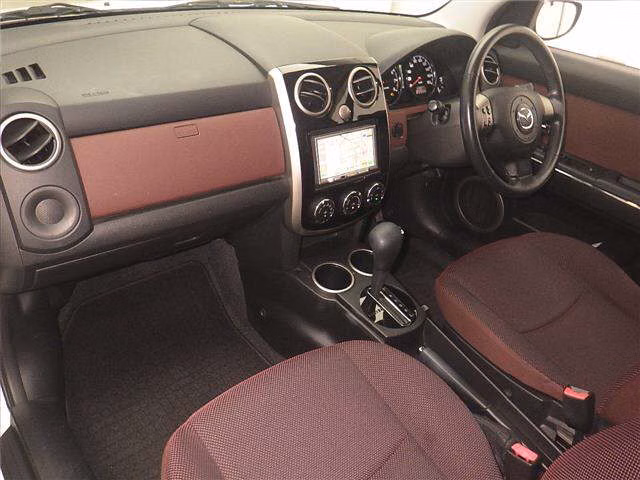 MAZDA VERISA