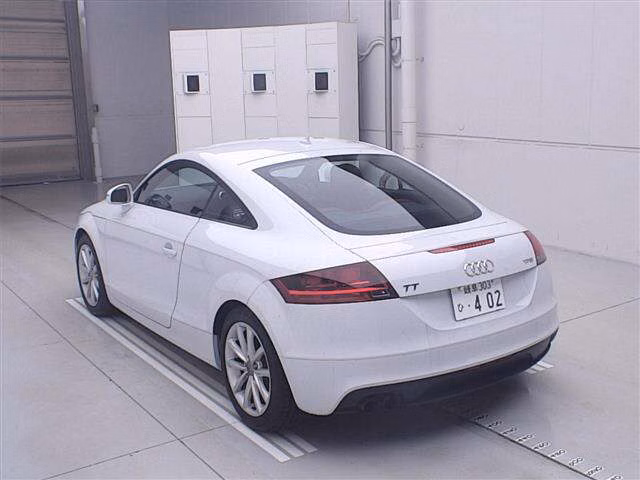AUDI TT