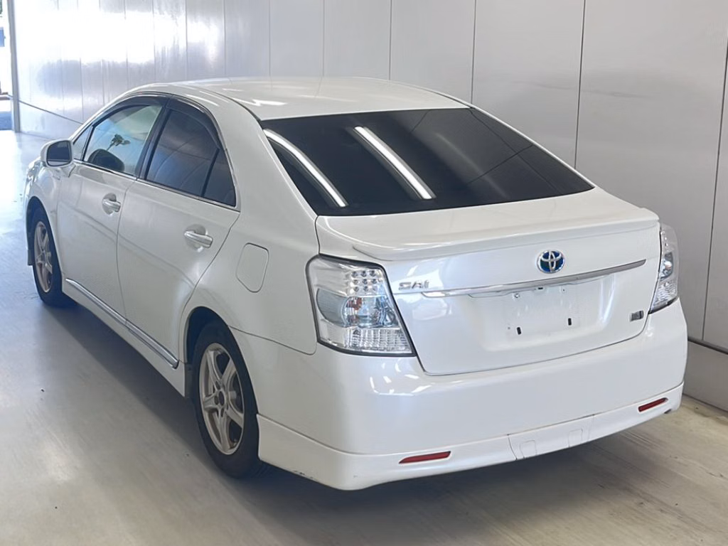 TOYOTA SAI