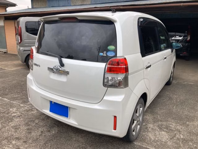 TOYOTA SPADE