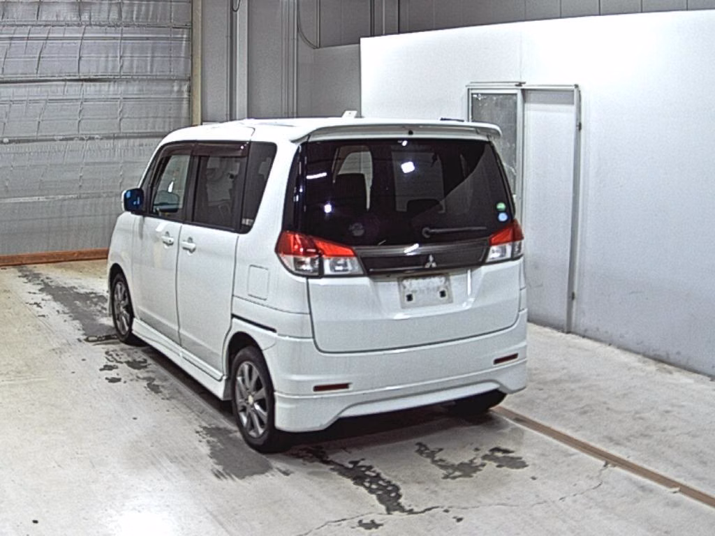 MITSUBISHI DELICA D:2