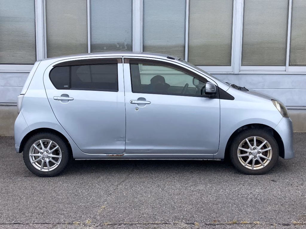 TOYOTA PIXIS EPOCH