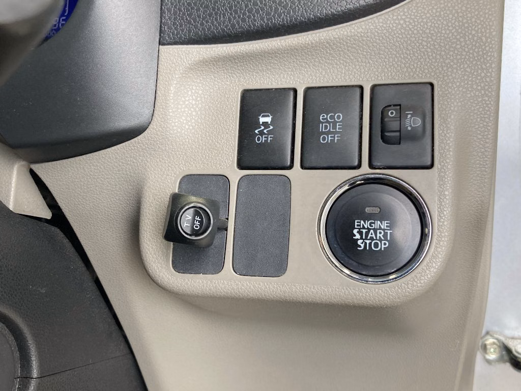 TOYOTA PIXIS EPOCH