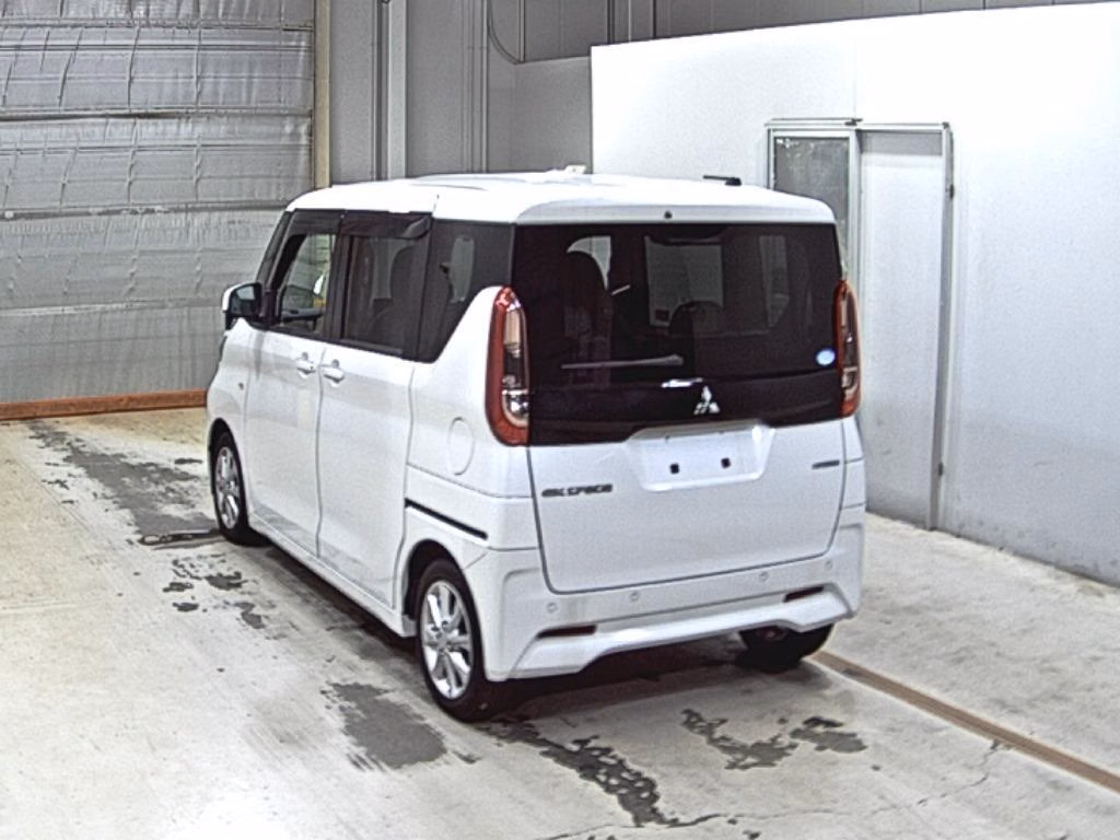 MITSUBISHI EK SPACE