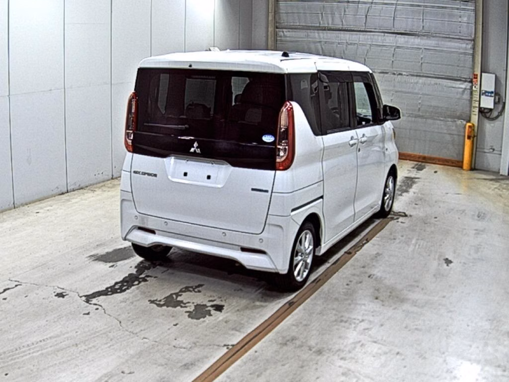 MITSUBISHI EK SPACE