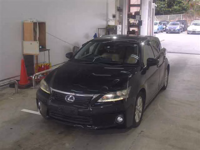 LEXUS CT200H