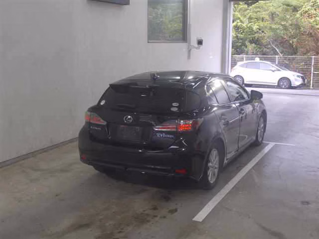 LEXUS CT200H