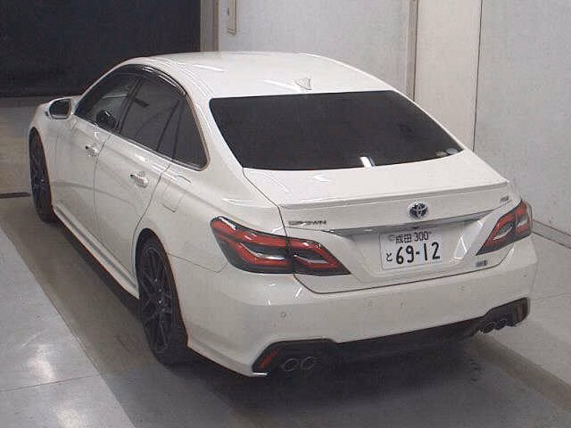 TOYOTA CROWN