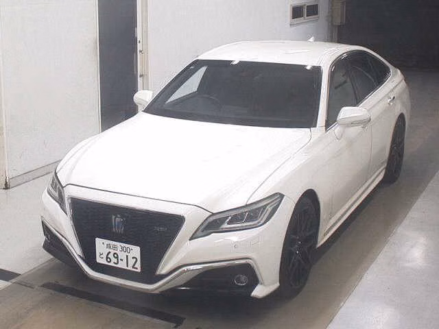 TOYOTA CROWN