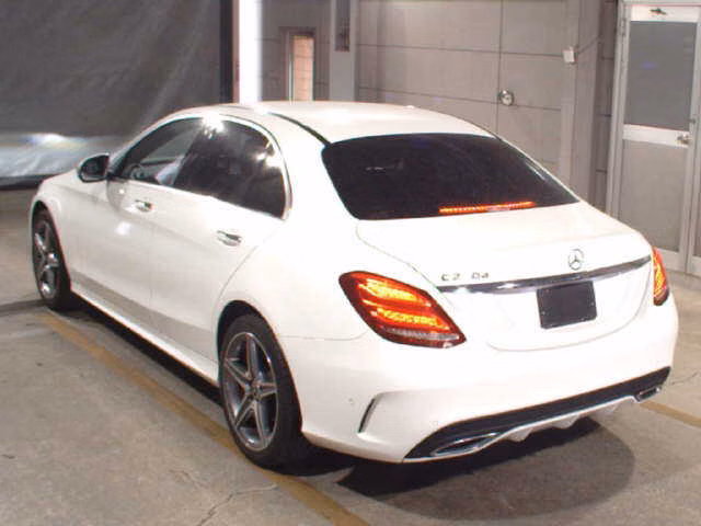 MERCEDES-BENZ C-CLASS