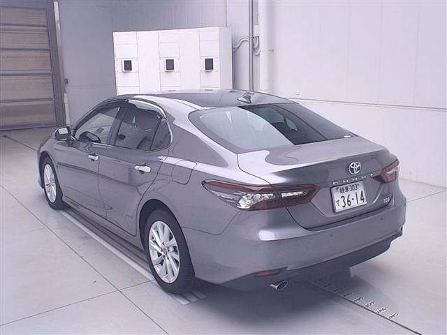 TOYOTA CAMRY