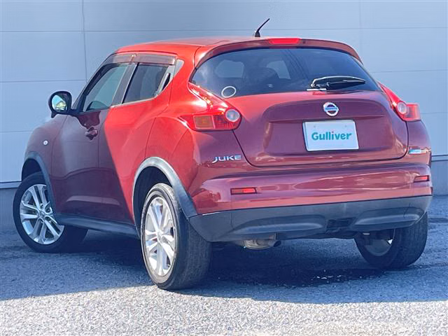 NISSAN JUKE