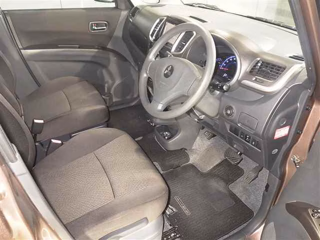 MITSUBISHI DELICA D:2
