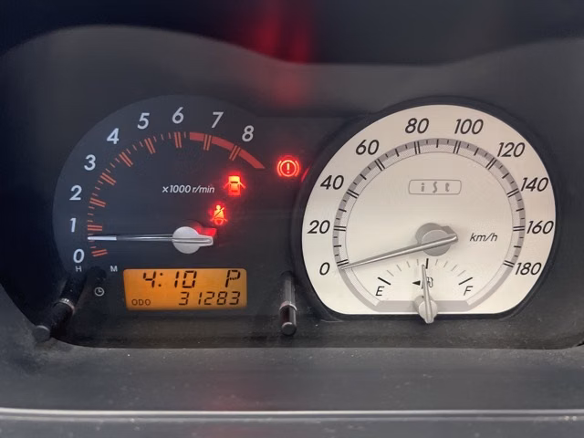 TOYOTA IST