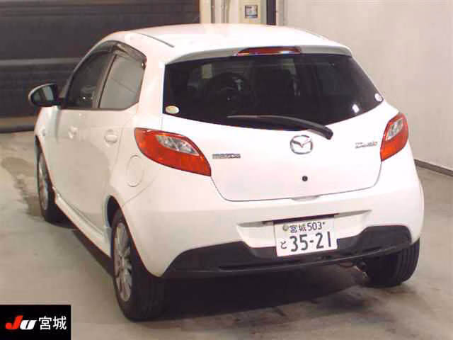 MAZDA DEMIO
