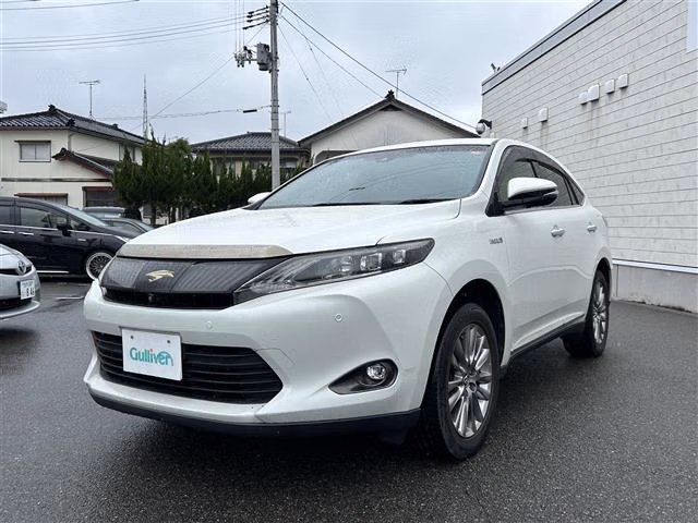 TOYOTA HARRIER