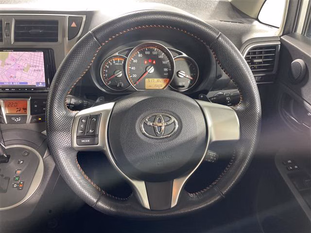 TOYOTA RACTIS