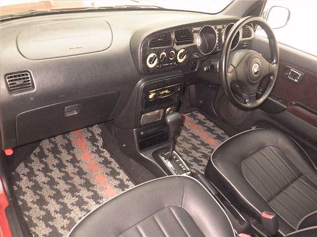 DAIHATSU MIRA GINO