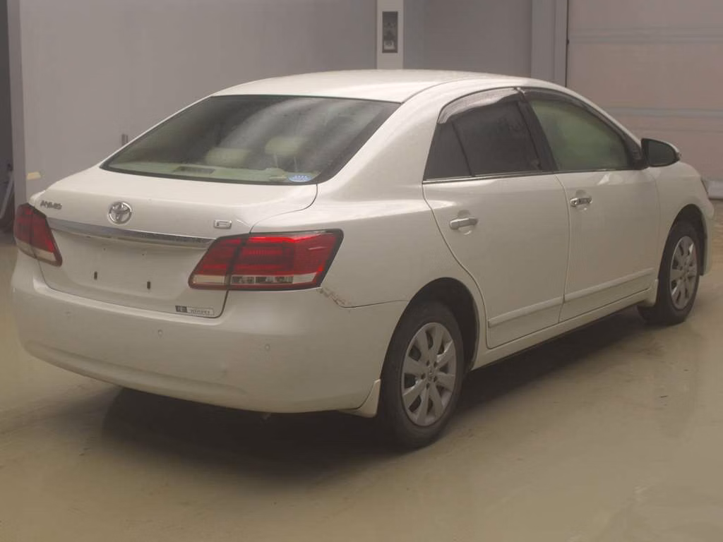 TOYOTA PREMIO
