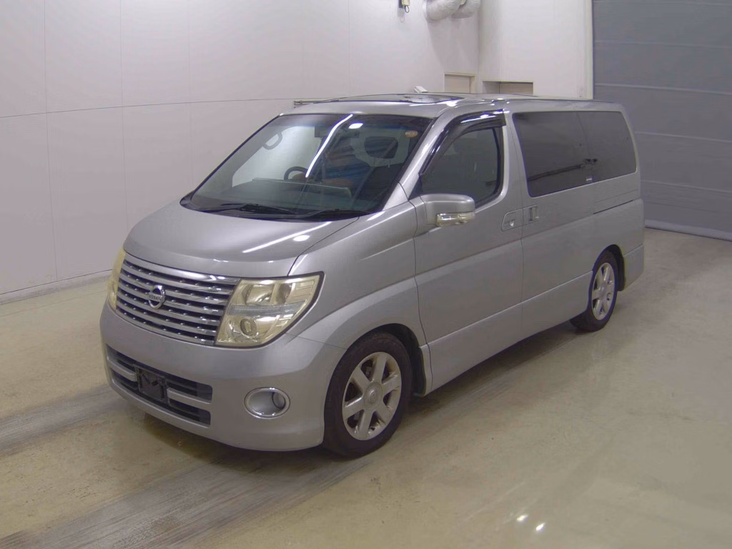 NISSAN ELGRAND