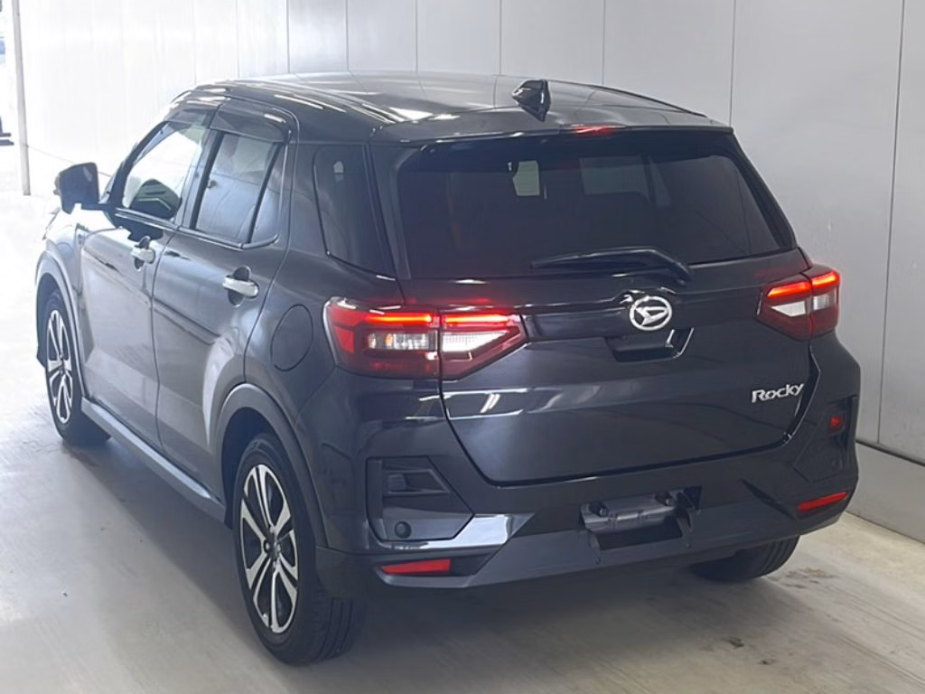 DAIHATSU ROCKY