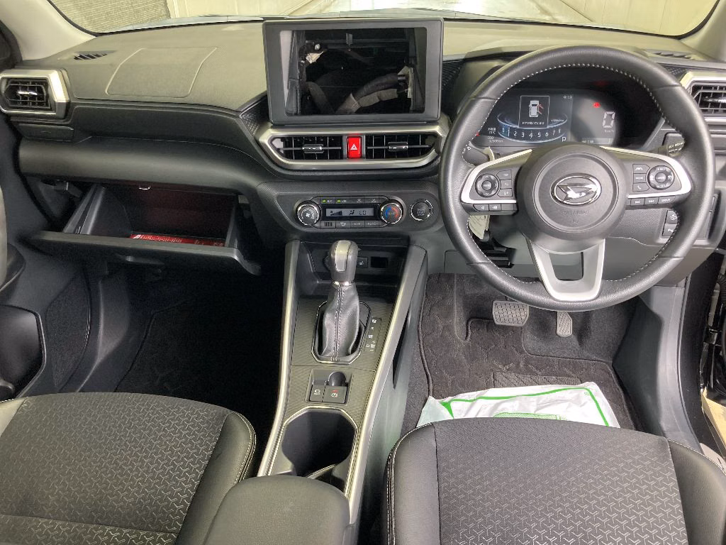 DAIHATSU ROCKY