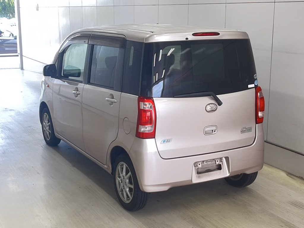 DAIHATSU TANTO EXE