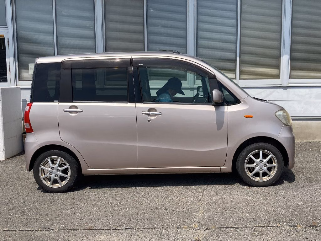 DAIHATSU TANTO EXE