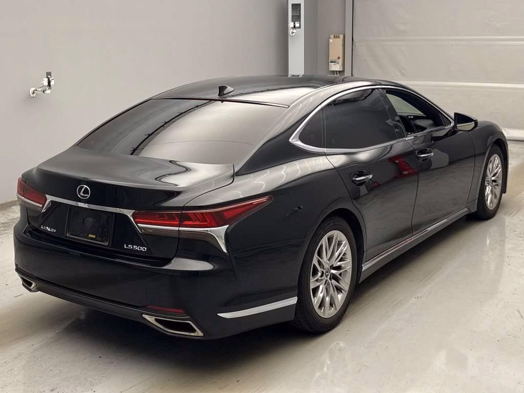 LEXUS LS500