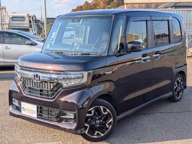 HONDA N-BOX