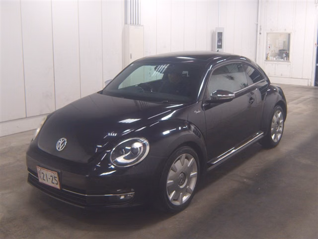 VOLKSWAGEN BEETLE