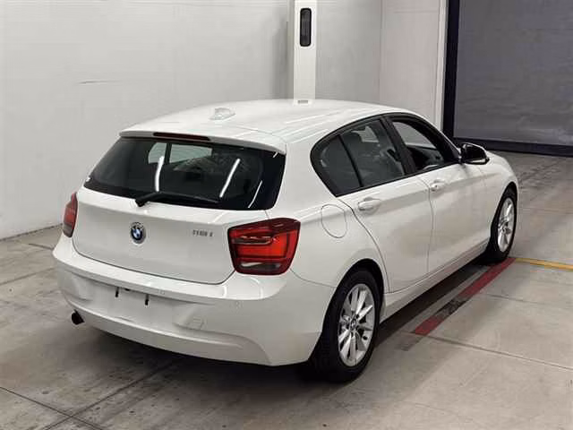 BMW 1-SERIES