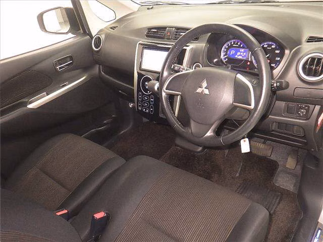 MITSUBISHI EK CUSTOM